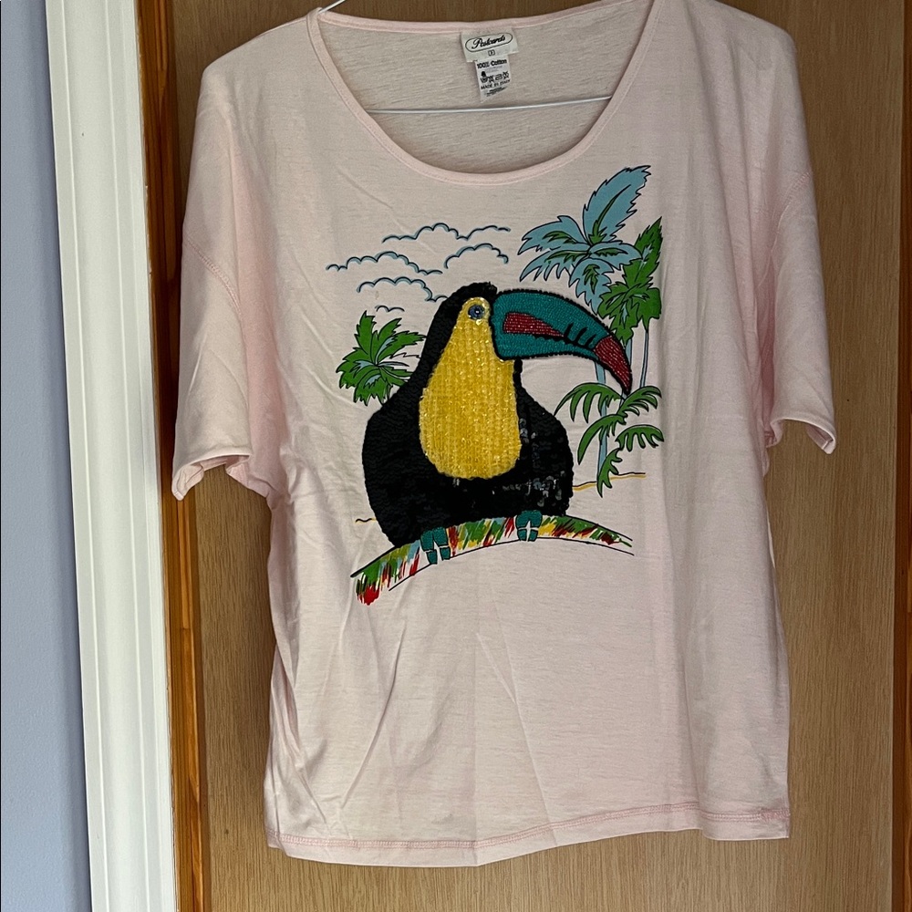 Tropical Toucan Graphic Tee in Soft Pink